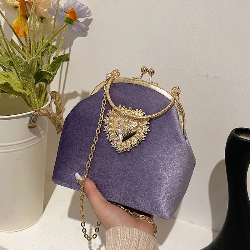 Chains Velvet Frame Heart Dinn - Women Hand Bags Sale ulasan dan harga