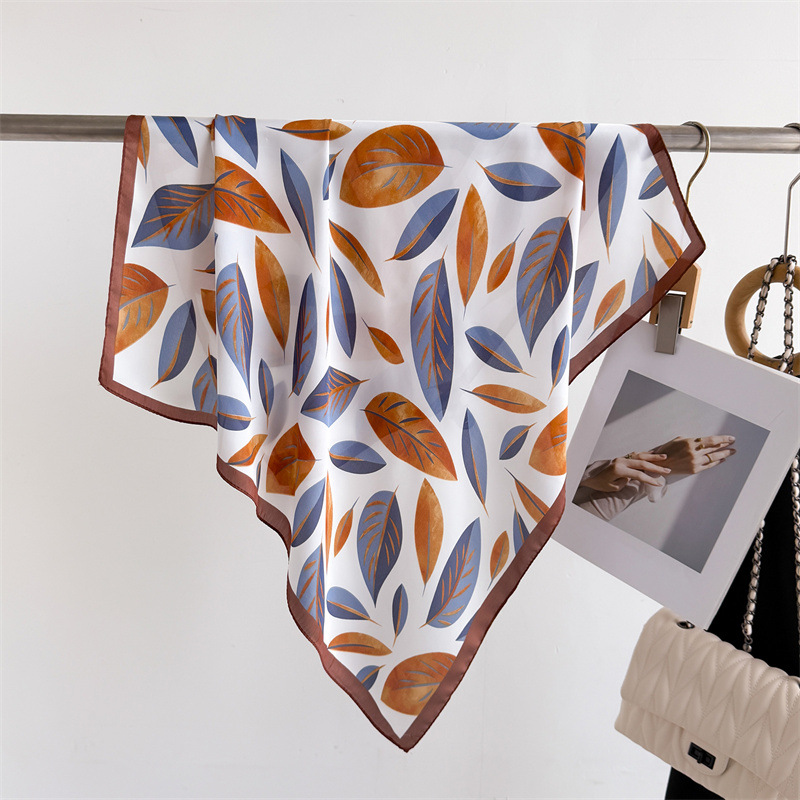 Luxury Brand Print 70cm Square - Women Bags Brands ulasan dan harga